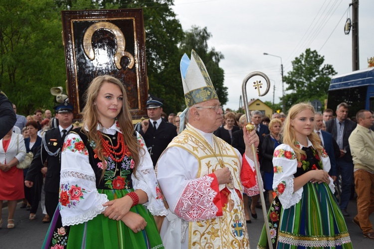 Powitanie ikony MB Częstochowskiej w Łyszkowicach