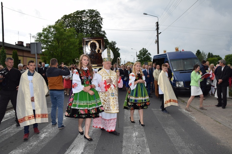 Powitanie ikony MB Częstochowskiej w Łyszkowicach