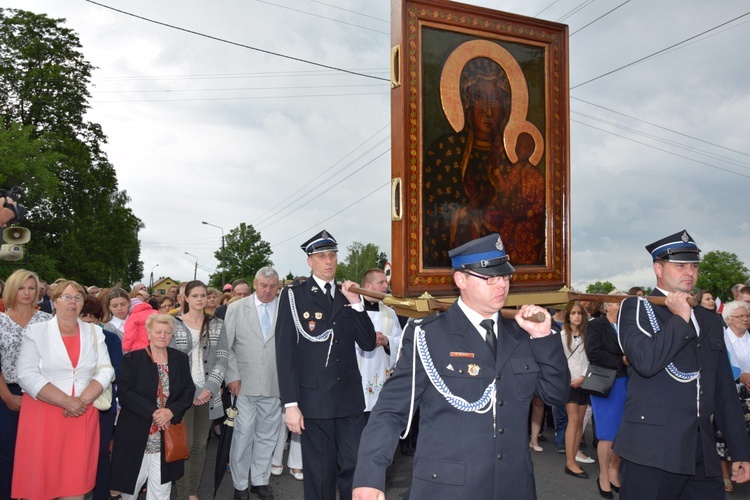 Powitanie ikony MB Częstochowskiej w Łyszkowicach