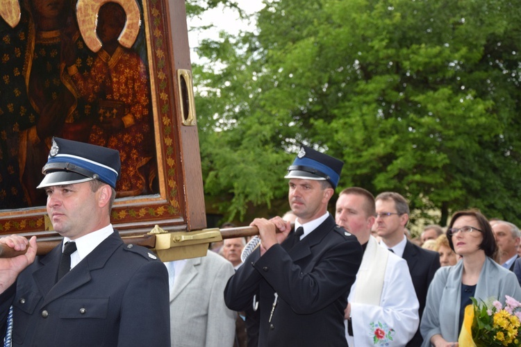 Powitanie ikony MB Częstochowskiej w Łyszkowicach