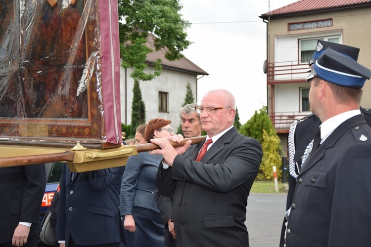 Powitanie ikony MB Częstochowskiej w Łyszkowicach