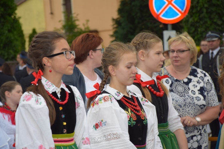 Powitanie ikony MB Częstochowskiej w Łyszkowicach