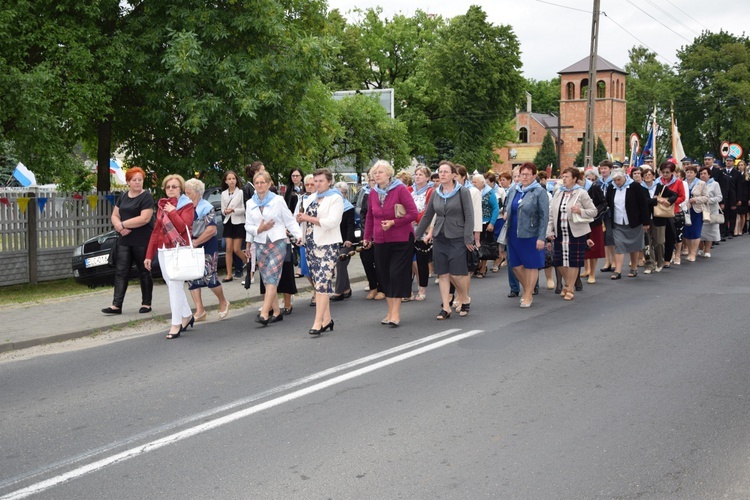 Powitanie ikony MB Częstochowskiej w Łyszkowicach