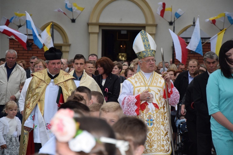 Powitanie ikony MB Częstochowskiej w Łyszkowicach