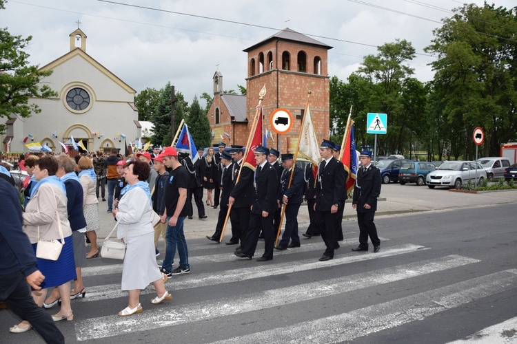 Powitanie ikony MB Częstochowskiej w Łyszkowicach