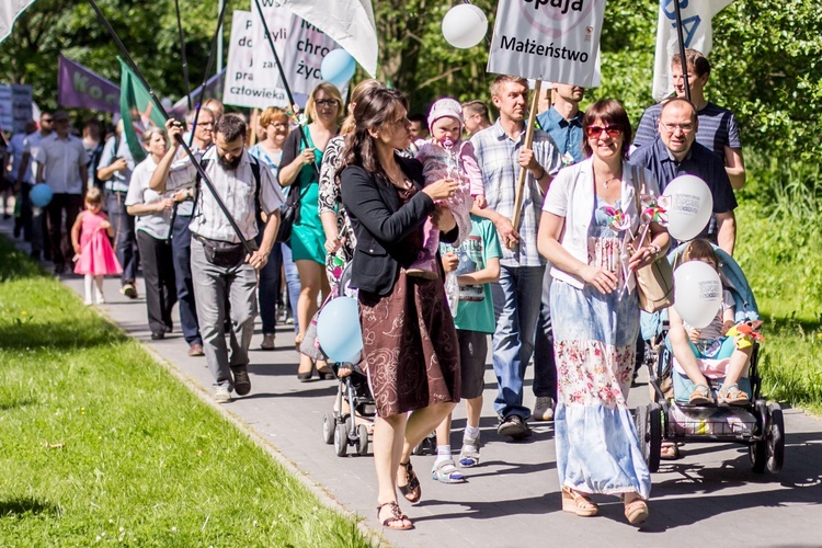 Marsz dla Życia i Rodziny w Olsztynie