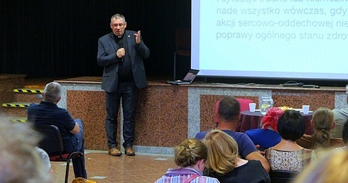 O moralnej medycynie i "zaciekłości terapeutycznej"