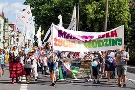 ▲	Tegoroczny Marsz dla Życia i Rodziny odbył się pod hasłem „Czas na rodzinę”.