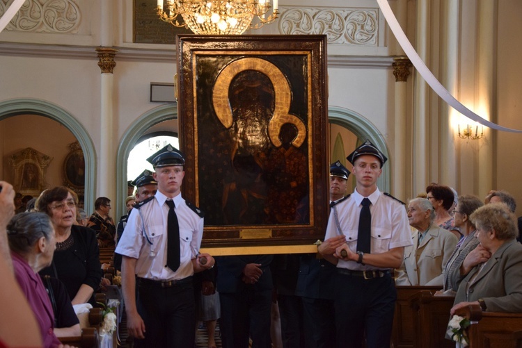 Powitanie ikony MB Częstochowskiej w Pszczonowie