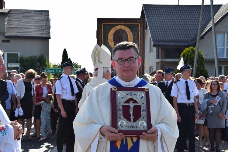 Powitanie ikony MB Częstochowskiej w Pszczonowie