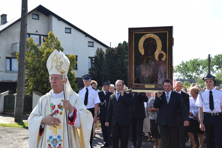 Powitanie ikony MB Częstochowskiej w Pszczonowie