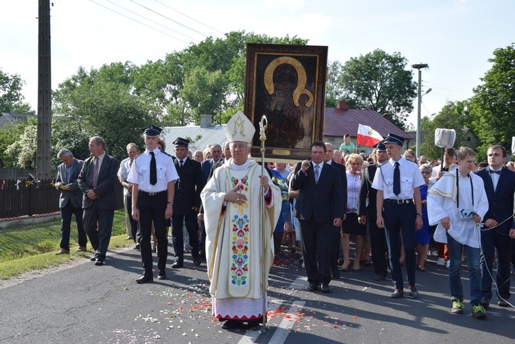 Powitanie ikony MB Częstochowskiej w Pszczonowie