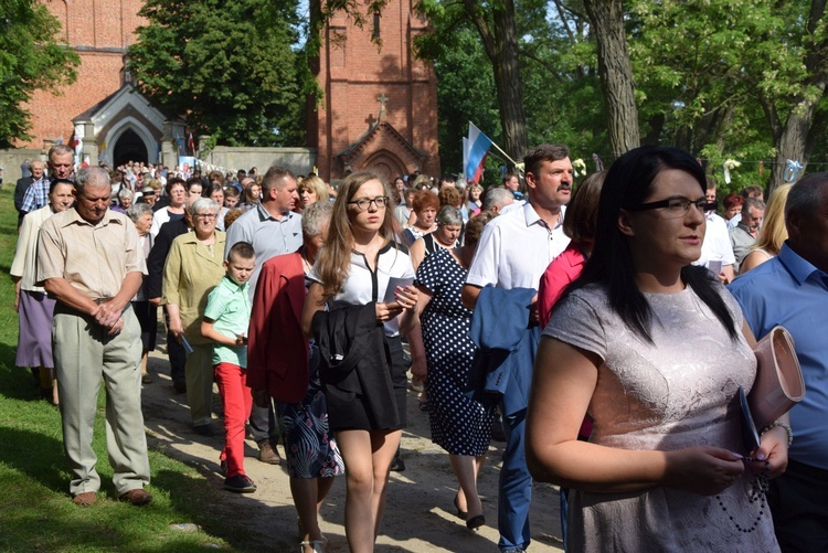 Powitanie ikony MB Częstochowskiej w Pszczonowie