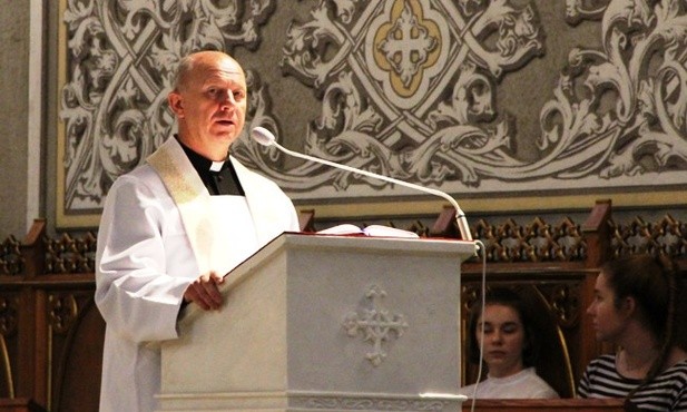 Homilię podczas Mszy św. wygłosił ks. Sławomir Płusa