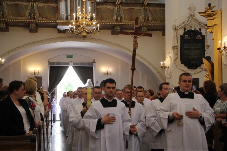 Promocja nadzwyczajnych szafarzy Komunii św.