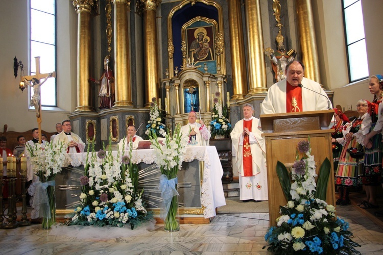 Powitanie ikony MB Częstochowskiej w parafii Świętego Ducha w Łowiczu