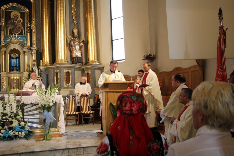 Powitanie ikony MB Częstochowskiej w parafii Świętego Ducha w Łowiczu