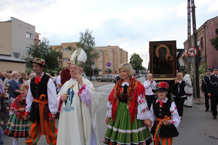 Powitanie ikony MB Częstochowskiej w parafii Świętego Ducha w Łowiczu