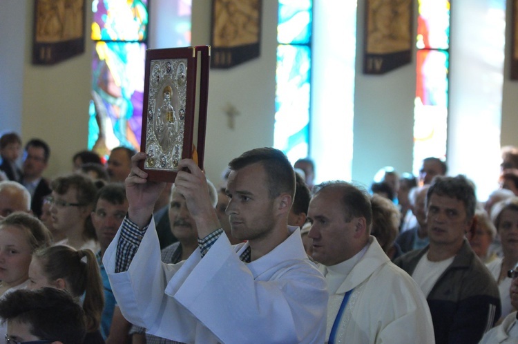 Z Trzetrzewiny do Niskowej