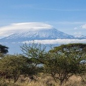 Kobiety chcą rozegrać mecz piłkarski na szczycie Kilimandżaro