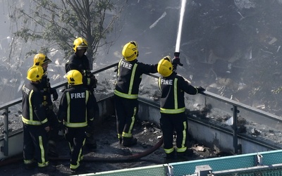 Nowe informacje ws. ofiar pożaru w Londynie
