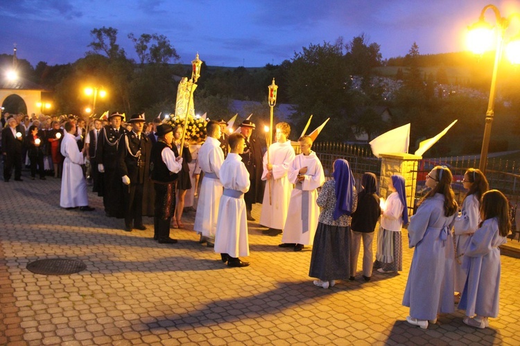 Procesja fatimska w Krużlowej