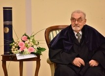 Prof. Jerzy Gałkowski