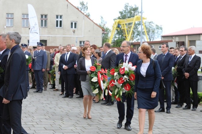 Narodowy Dzień Pamięci w Oświęcimiu z premier Szydło - 2017