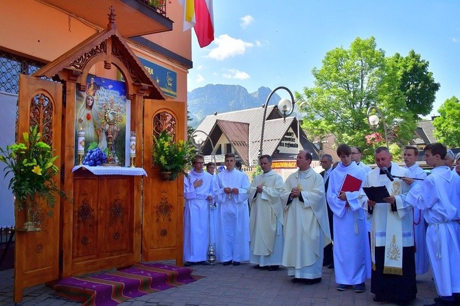 Najświętszy sakrament na Krupówkach