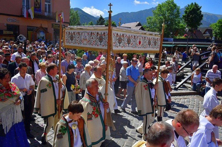 Najświętszy sakrament na Krupówkach