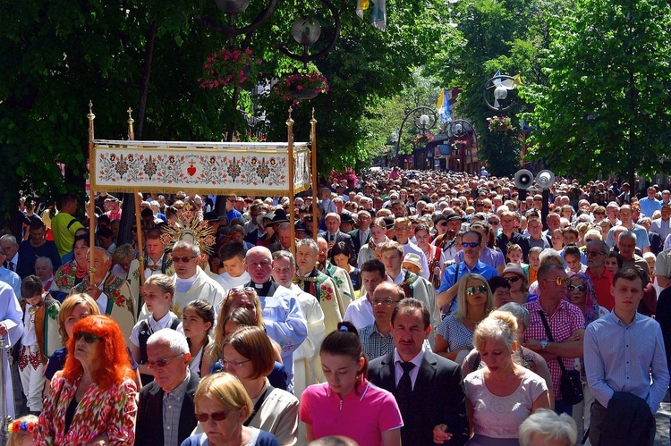 Najświętszy sakrament na Krupówkach