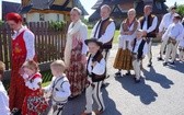 Procesja z widokiem na Tatry w Poroninie 