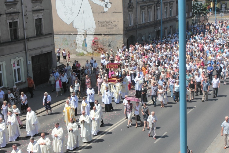 Wielka procesja w Legnicy