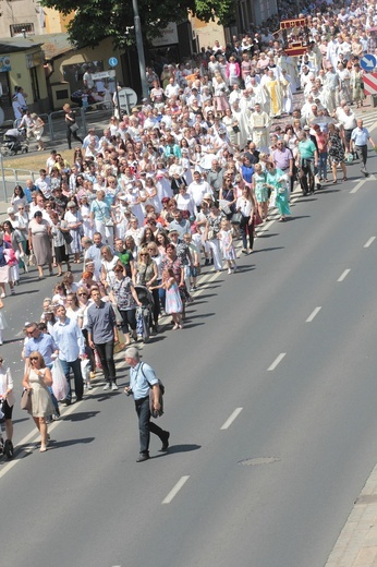 Wielka procesja w Legnicy