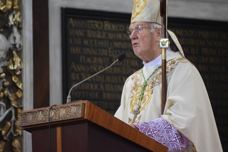 Ulicami Świdnicy z Najświętszym Sakramentem