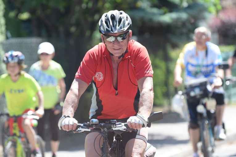 Procesja z racji Bożego Ciała dla rowerzystów