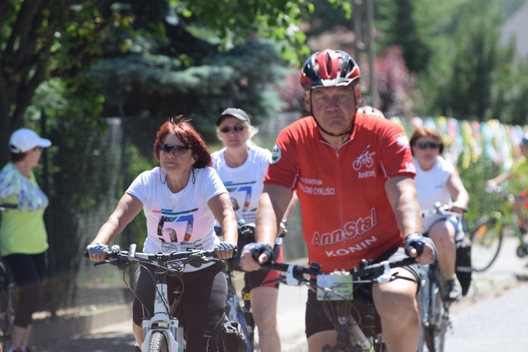 Procesja z racji Bożego Ciała dla rowerzystów