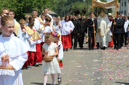 Procesja Bożego Ciała w Bielanach - 2017