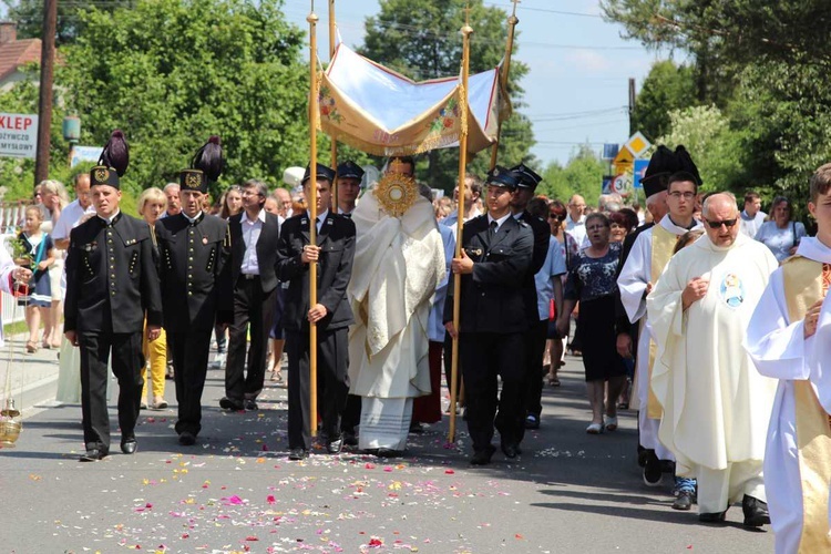 Procesja Bożego Ciała w Bielanach - 2017