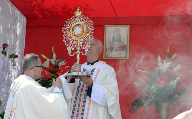 Procesja Bożego Ciała w Opocznie