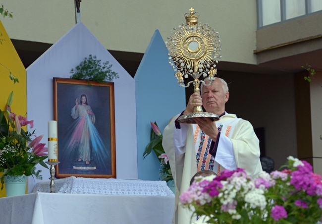 Procesja Bożego Ciała w Opocznie