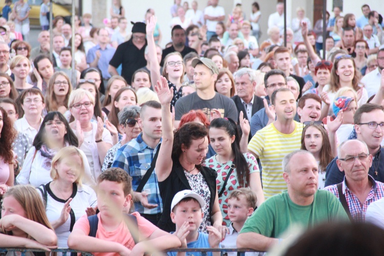 Zielonogórski Koncert Uwielbienia