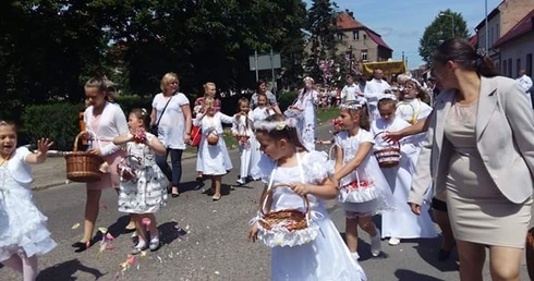 Boże Ciało w Brójcach