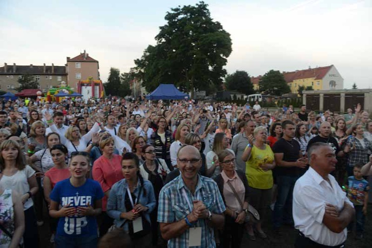 III Koncert Uwielbienia w Gorzowie Wlkp.