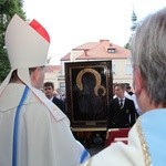 Powitanie MB Częstochowskiej w kościele rektorskim oo. pijarów w Łowiczu