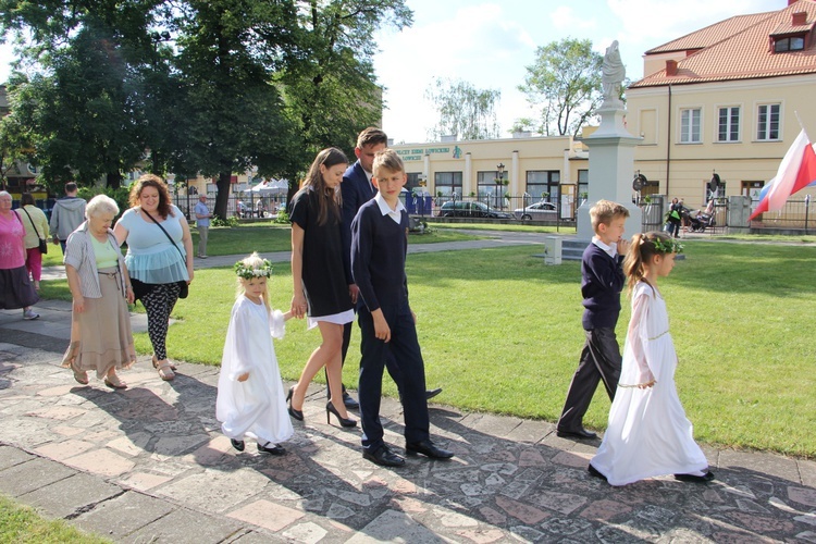 Powitanie MB Częstochowskiej w kościele rektorskim oo. pijarów w Łowiczu