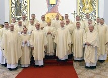 Jubilaci cenią sobie to, że w ich rocznicowych spotkaniach uczestniczy ordynariusz bp Henryk Tomasik