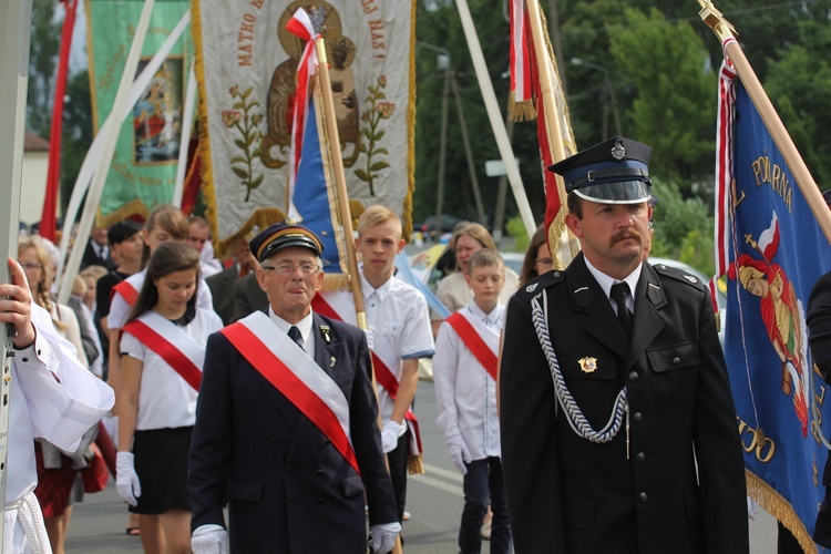 Powitanie ikony MB Częstochowskiej w Bełchowie