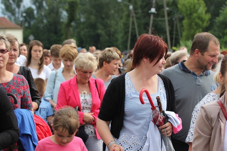 Powitanie ikony MB Częstochowskiej w Bełchowie