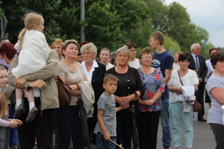 Powitanie ikony MB Częstochowskiej w Bełchowie